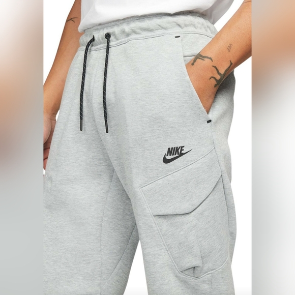 Nike Sportswear Tech Fleece Pant - Picture 3 of 4